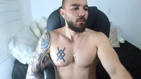 Isaac carter online show from 10/28/25, 11:03