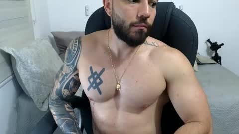 Snapshot of isaac_carter chatting on 07/11/26, 10:40 Isaac carter online show from 07/11/26, 10:40