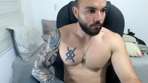 Snapshot of isaac_carter chatting on 07/15/26, 10:42 Isaac carter online show from 07/15/26, 10:42