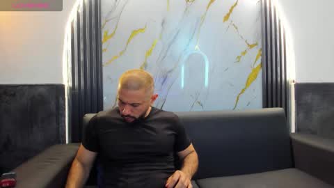 Snapshot of isaac_franko chatting on 11/08/25, 09:13 isaac_franko online show from 11/08/25, 09:13