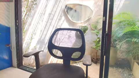 isaac_grimm online show from 04/20/26, 06:53