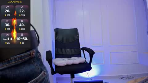 isaac online show from 11/17/25, 08:25