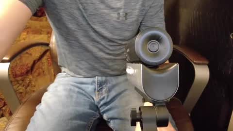 isaac online show from 01/12/25, 10:02