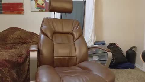 isaac online show from 11/10/25, 11:15