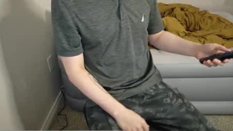 isaac online show from 11/23/25, 09:42