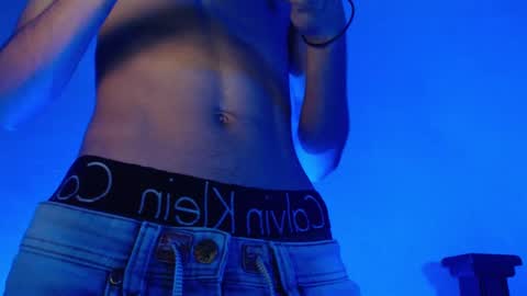 isaac online show from 12/02/24, 03:26