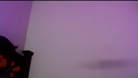 isaac online show from 03/06/25, 05:03