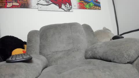 isaac online show from 09/23/25, 07:00