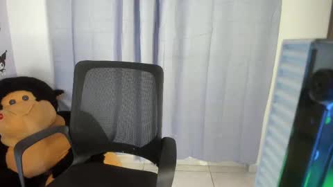 isaac online show from 11/03/25, 02:35