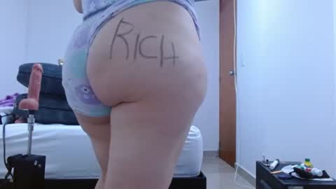 Snapshot of isabel_24_gil chatting on 07/19/26, 12:36 isabel online show from 07/19/26, 12:36