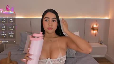 Snapshot of isabel_millher chatting on 09/12/25, 02:33 Isa online show from 09/12/25, 02:33