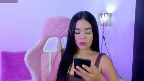 Snapshot of isabel_queen_ chatting on 02/20/26, 04:31 Isabel online show from 02/20/26, 04:31