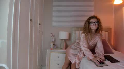 isabela__x online show from 02/28/26, 11:33