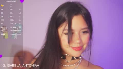 Snapshot of isabela_antonia_ chatting on 09/17/25, 03:14 online show from 09/17/25, 03:14