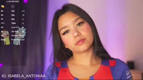 Snapshot of isabela_antonia_ chatting on 09/30/25, 11:59 online show from 09/30/25, 11:59