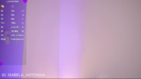 Snapshot of isabela_antonia_ chatting on 10/22/25, 12:27 online show from 10/22/25, 12:27
