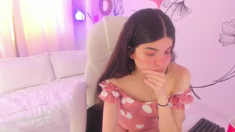 Snapshot of isabela_fiorelli chatting on 03/07/25, 03:28 isabela_fiorelli online show from 03/07/25, 03:28