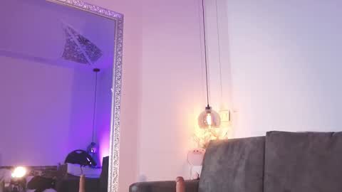 Isabela online show from 03/20/26, 11:48