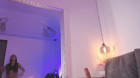 Isabela online show from 03/23/26, 11:47