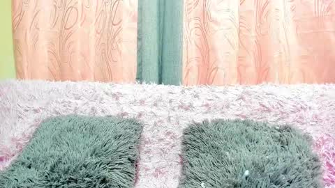 Snapshot of isabela_gonzalez_ chatting on 03/10/25, 03:01 ISA online show from 03/10/25, 03:01