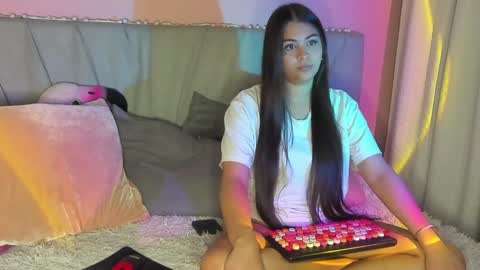 Snapshot of isabela_latingirl chatting on 12/10/24, 08:40 isabela online show from 12/10/24, 08:40