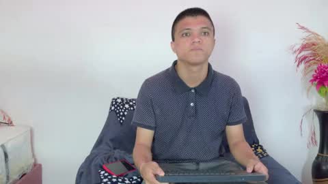 Isabella online show from 04/19/26, 02:33