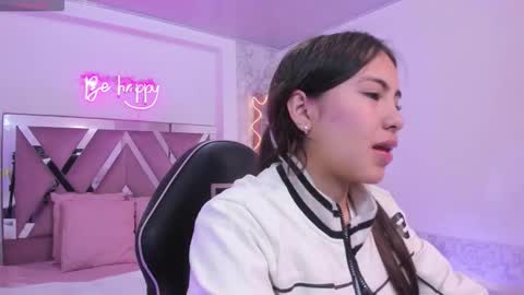 ISABELA  online show from 12/19/25, 11:39