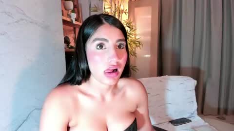 isabelastefano online show from 07/02/26, 03:17