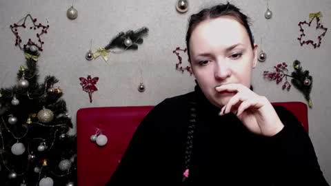 Snapshot of isabelblackberry chatting on 12/23/24, 06:00 IsabelBlackberry online show from 12/23/24, 06:00