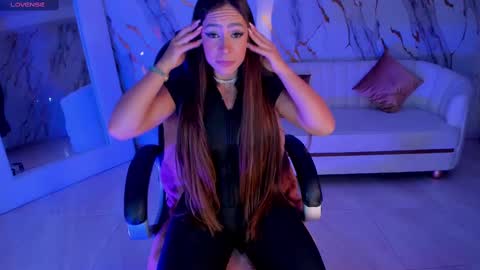 Snapshot of isabelbornner chatting on 03/12/25, 03:13 Isabel Bornner online show from 03/12/25, 03:13