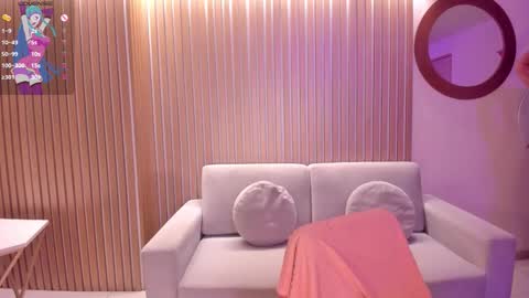 Snapshot of isabelbornner chatting on 10/08/25, 07:11 Isabel Bornner online show from 10/08/25, 07:11