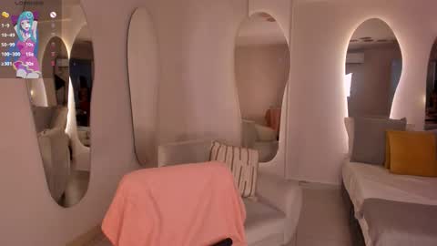 Snapshot of isabelbornner chatting on 10/27/25, 06:56 Isabel Bornner online show from 10/27/25, 06:56