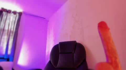 isabella online show from 06/03/26, 02:33