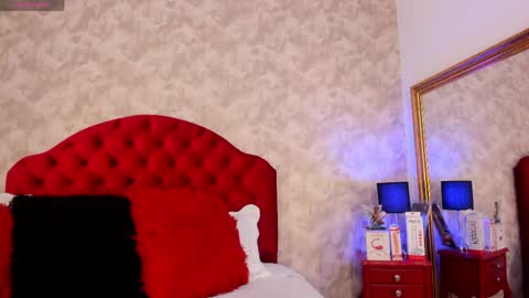 Isabell 13 online show from 04/28/26, 03:39