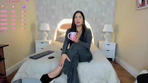 isabella__milf online show from 03/27/26, 07:24