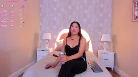 isabella__milf online show from 03/28/26, 07:13