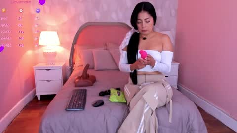 isabella__milf online show from 04/21/26, 07:06