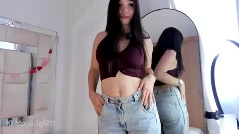 Snapshot of isabella_gomez11 chatting on 07/25/26, 09:01 isabella_gomez11 online show from 07/25/26, 09:01