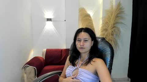 Isabella online show from 05/07/26, 07:47