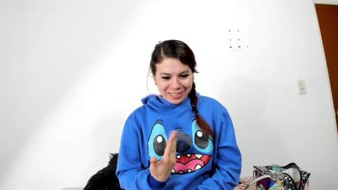 Snapshot of isabella_jaramillo chatting on 10/24/25, 12:45 isabella_jaramillo online show from 10/24/25, 12:45