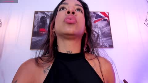 Snapshot of isabella_lopez_ chatting on 02/01/25, 11:54 Isabel Lopez online show from 02/01/25, 11:54