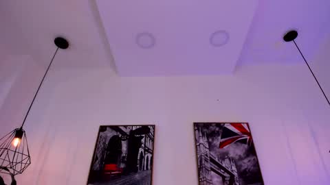 Snapshot of isabella_lopez_ chatting on 02/20/25, 03:08 Isabel Lopez online show from 02/20/25, 03:08