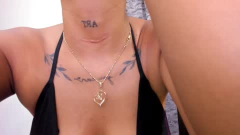 Snapshot of isabella_lopez_ chatting on 03/19/26, 12:31 Isabel Lopez online show from 03/19/26, 12:31