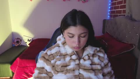 Snapshot of isabella_monntolvo chatting on 05/07/26, 03:06 isabella_monntolvo online show from 05/07/26, 03:06