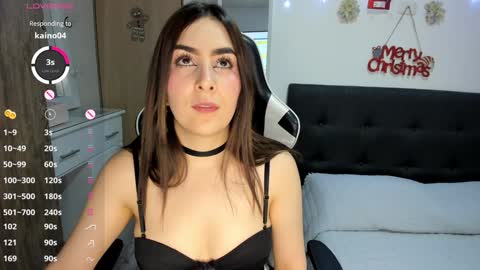 Snapshot of isabella_sea chatting on 12/27/24, 01:53 Isabella Sea online show from 12/27/24, 01:53