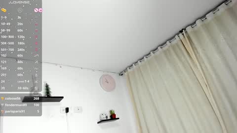 Snapshot of isabella_sea chatting on 01/11/25, 05:10 Isabella Sea online show from 01/11/25, 05:10