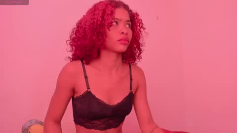 isabella online show from 01/12/25, 07:21