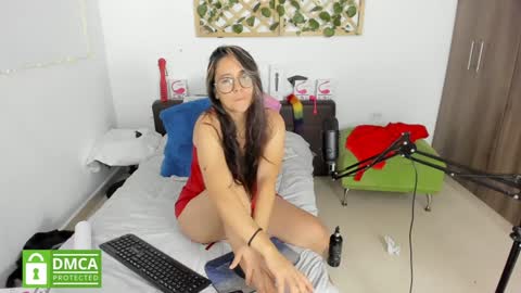 Isabella online show from 01/25/25, 04:45