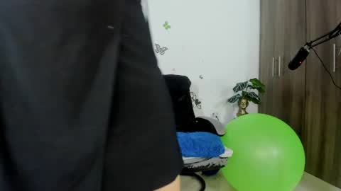 Snapshot of isabella_sweett_ chatting on 05/10/26, 05:45 Isabella online show from 05/10/26, 05:45