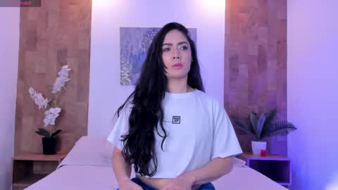 Snapshot of isabella_winkler chatting on 04/30/26, 12:22 isabella_winkler online show from 04/30/26, 12:22